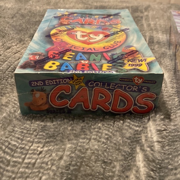 two boxes of unopened, beanie baby, collectors cards, - Picture 2 of 7